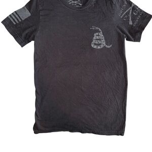 Men’s Grunt Style Black “Don’t Tread On Me”Snake Graphic Tee